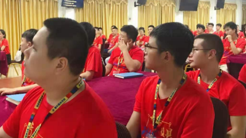 青華模具第20屆精英班長(zhǎng)團(tuán)開(kāi)團(tuán)儀式圓滿(mǎn)結(jié)束