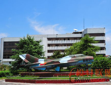 張家界航空工業(yè)職業(yè)技術(shù)學(xué)院