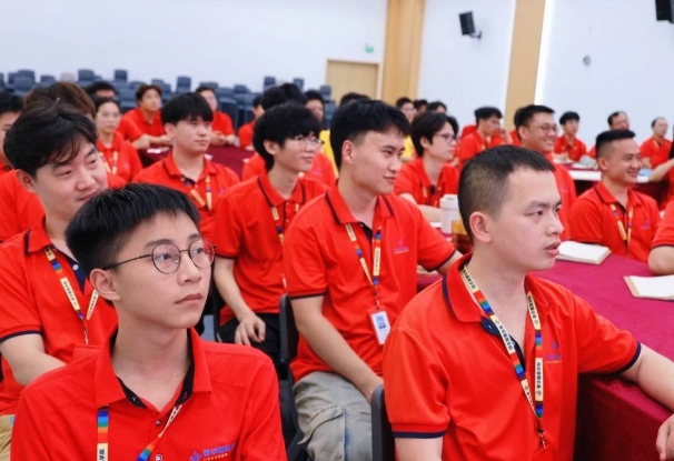 精英班長團(tuán)之判斷性思維與創(chuàng)新能力培養(yǎng)